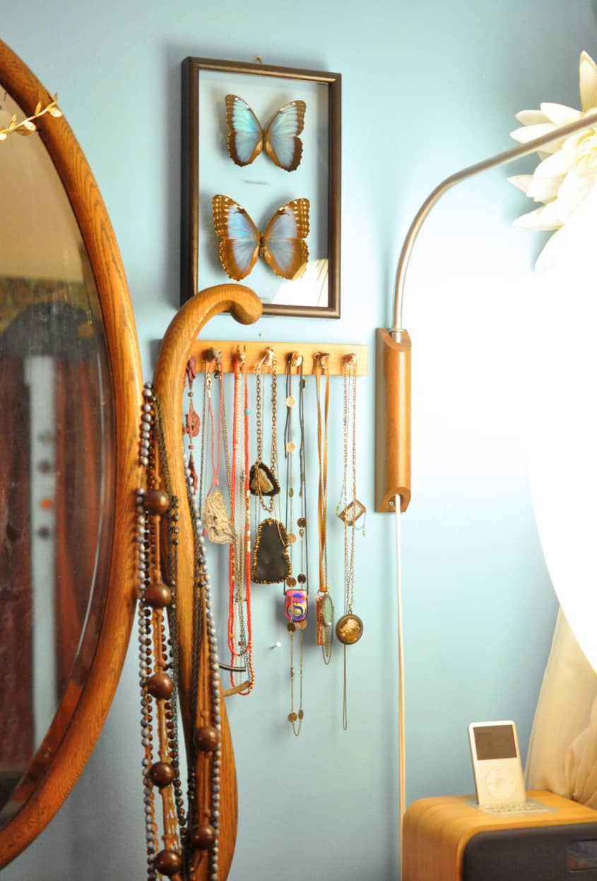 Laura Lee’s Bright & Playful Basement Studio Apartment Therapy